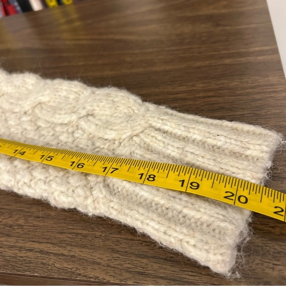 💕 American Eagle Outfitters Cream Cable Knit Turtleneck Sweater XS - Picture 10 of 10